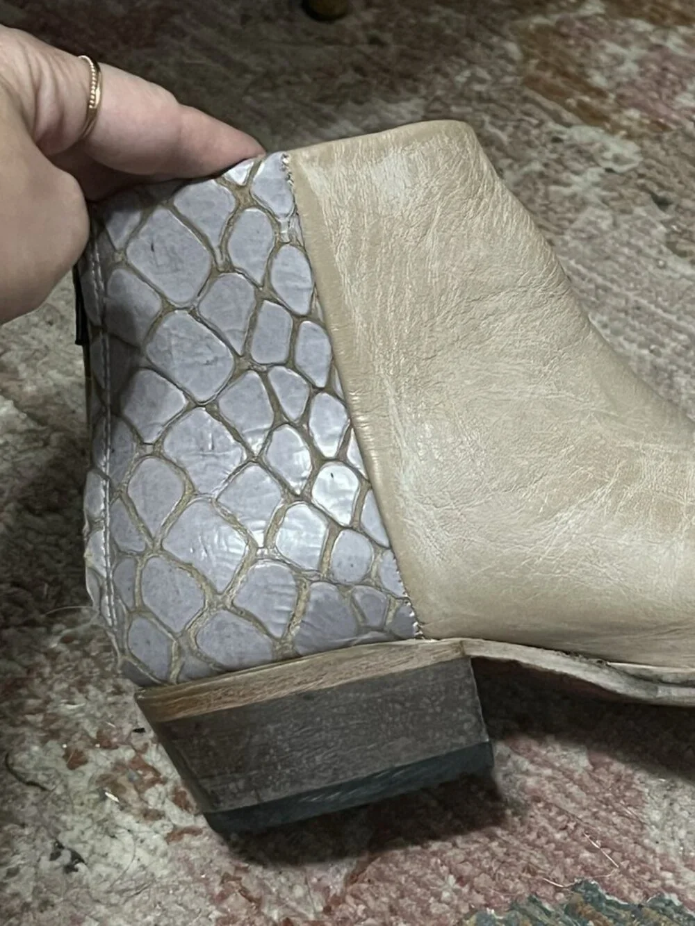 Freebird By Steven Rule Boots Booties Western Boho Cream Silver Croc Size 6